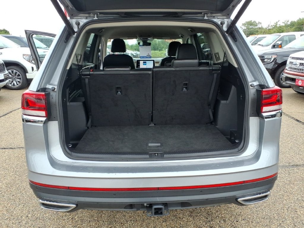 2025 Volkswagen Atlas 2.0T SE w/Technology