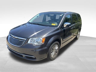 2016 Chrysler Town &amp; Country Touring-L