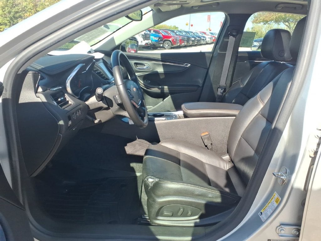 2016 Chevrolet Impala LT 2LT