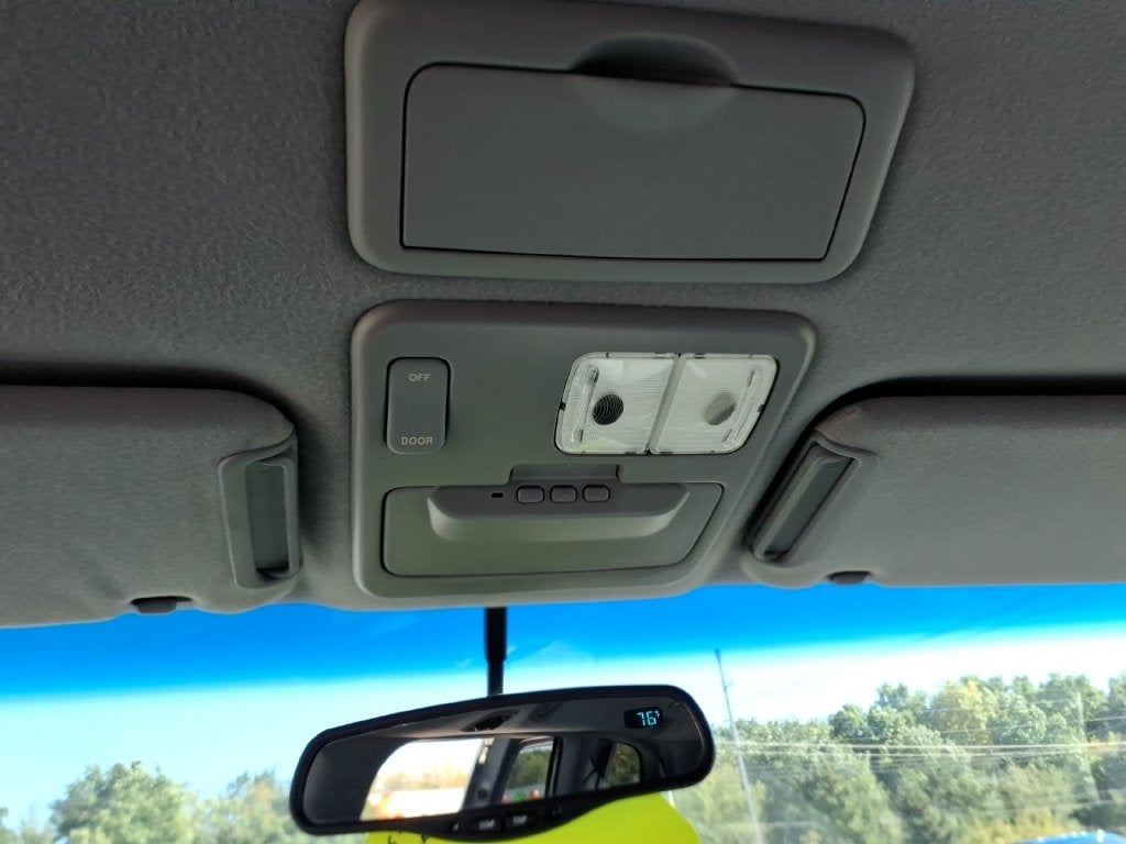 2003 Toyota Sienna LE