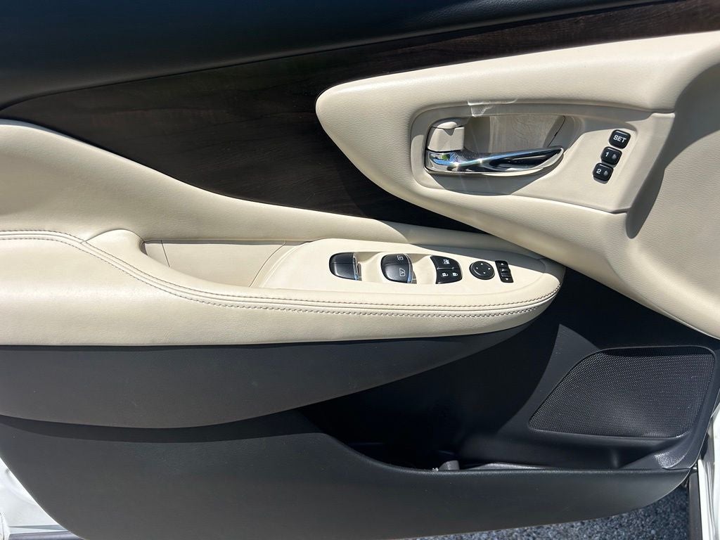 2022 Nissan Murano Platinum